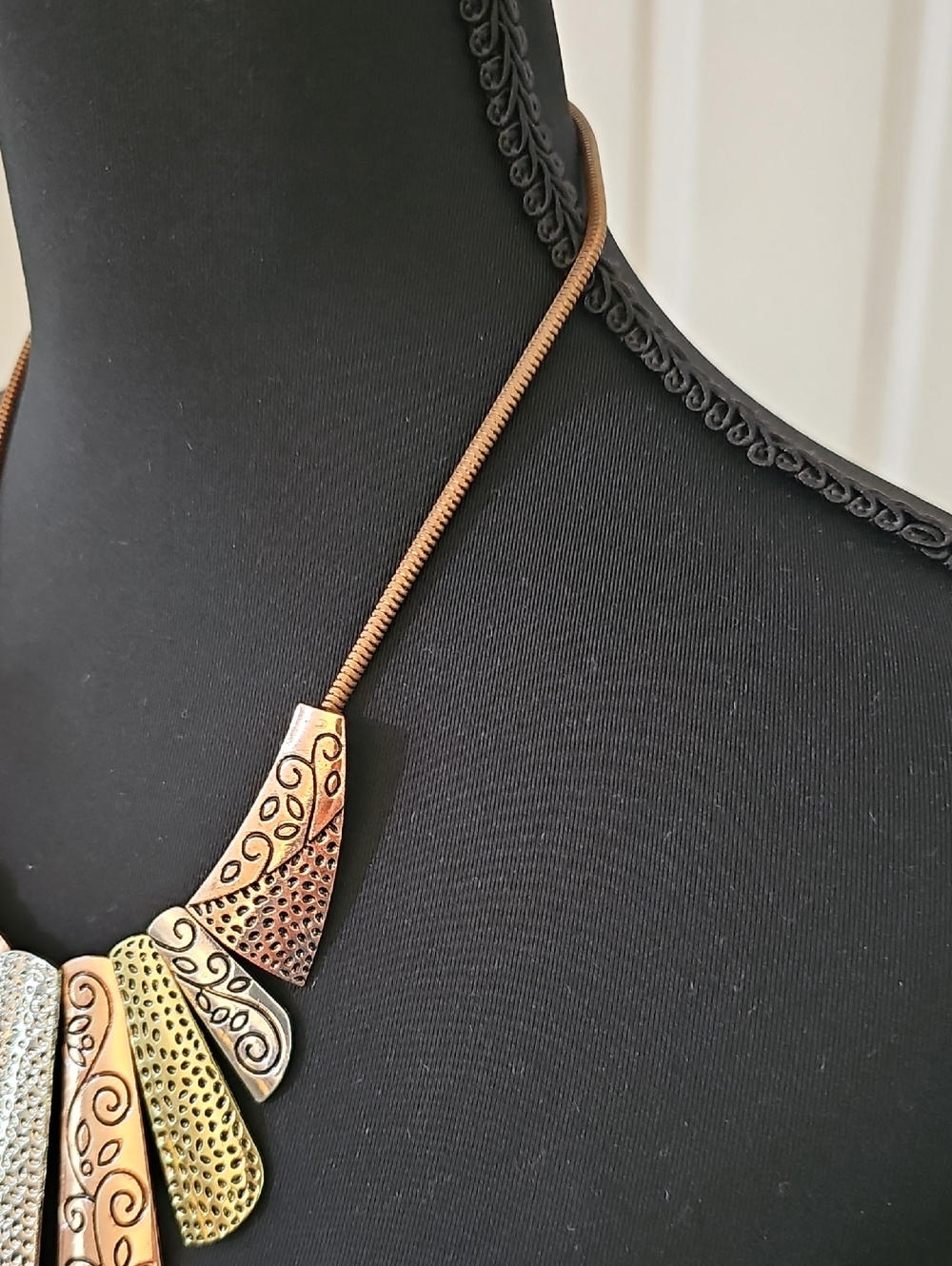 Necklace - Picture 9 of 16